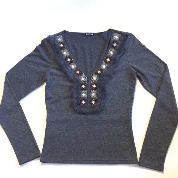 Faux Fur EMBELLISHED TOP gems v-neck beading bling grey knit jersey holiday - Picture 4 of 10